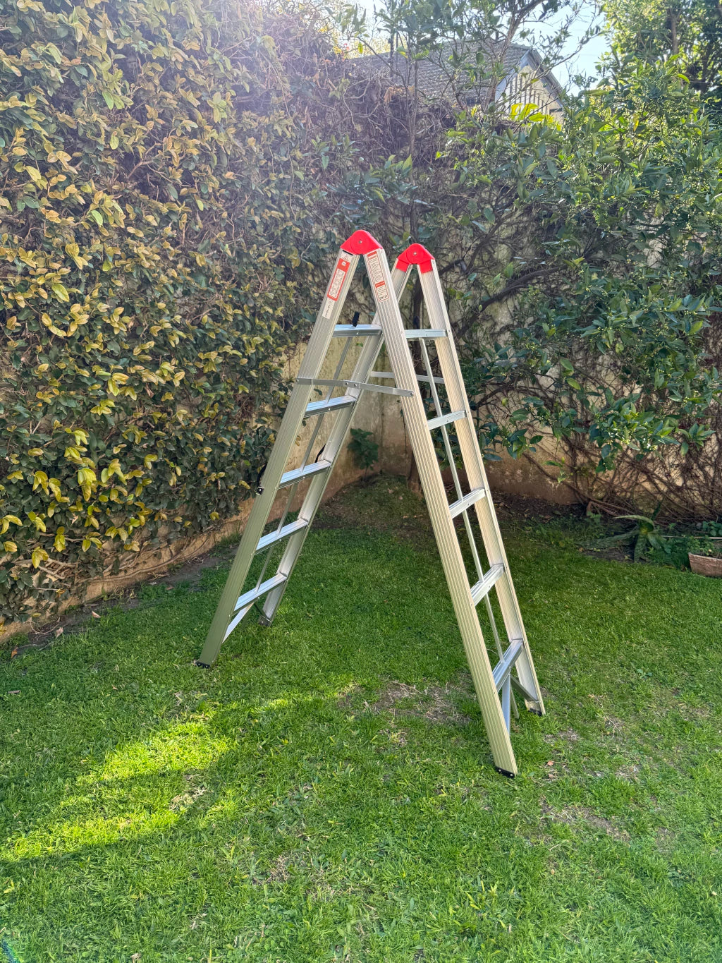 Escalera plegable de aluminio 178cm de largo